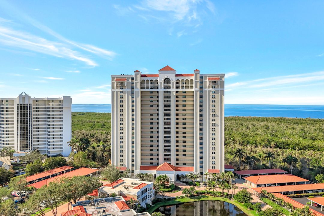 6573 Marissa Loop #303, Naples, FL 34108