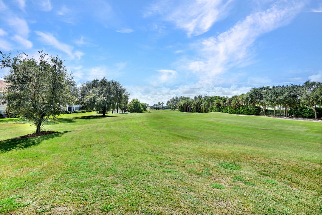 2015 Crestview Way #117, Naples, FL 34119