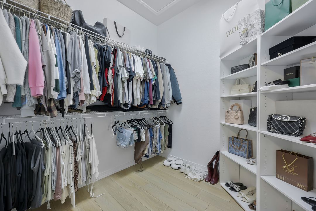 9210 Belleza Way #204, Fort Myers, FL 33908