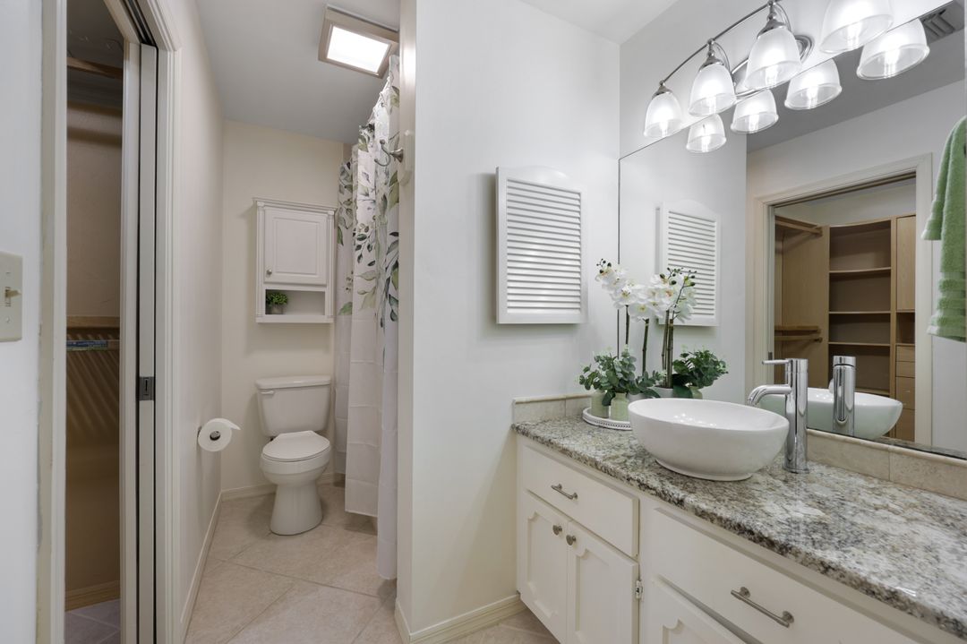 601 97th Ave N, Naples, FL 34108