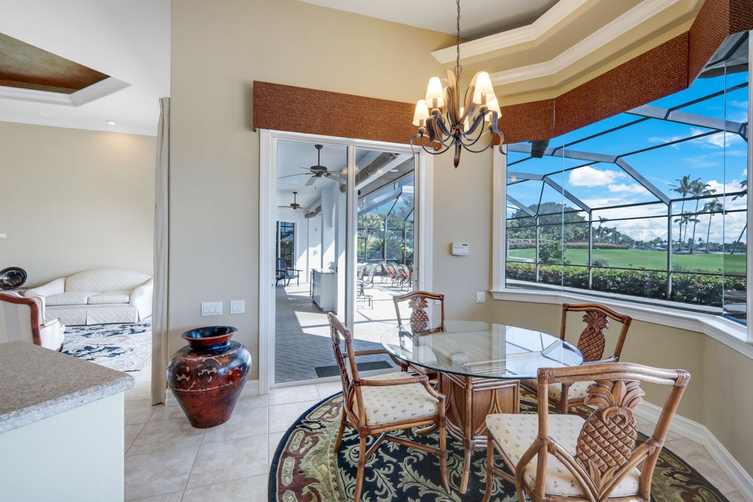 2390 King Palm Way, Naples, FL 34105