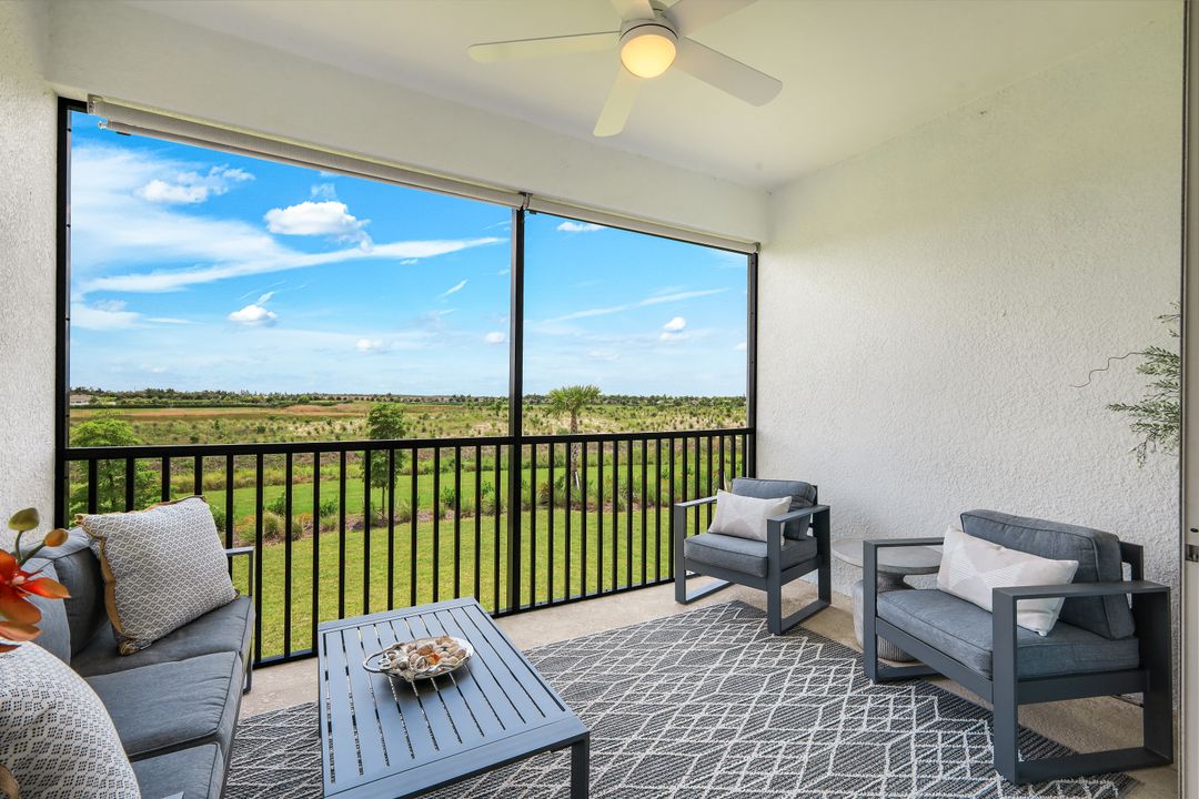 11811 Venetian Lagoon Dr #204, Fort Myers, FL 33913
