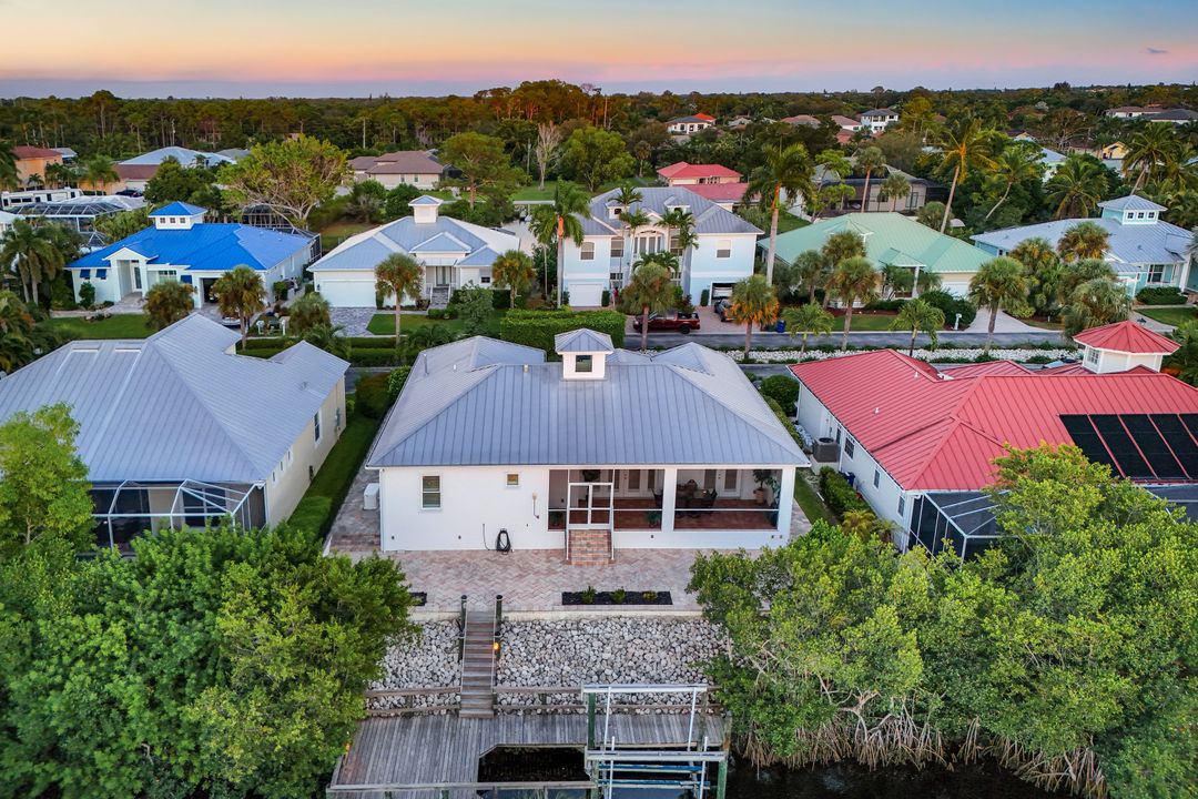 27080 Flamingo Dr, Bonita Springs, FL 34135