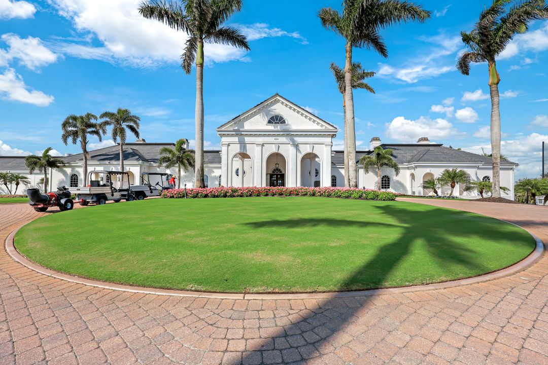 253 Cheshire Way, Naples, FL 34110