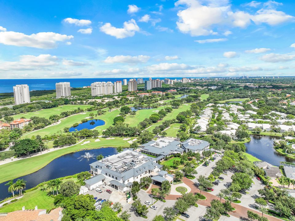 Pelican Bay Blvd, Pelican Bay, FL 34108