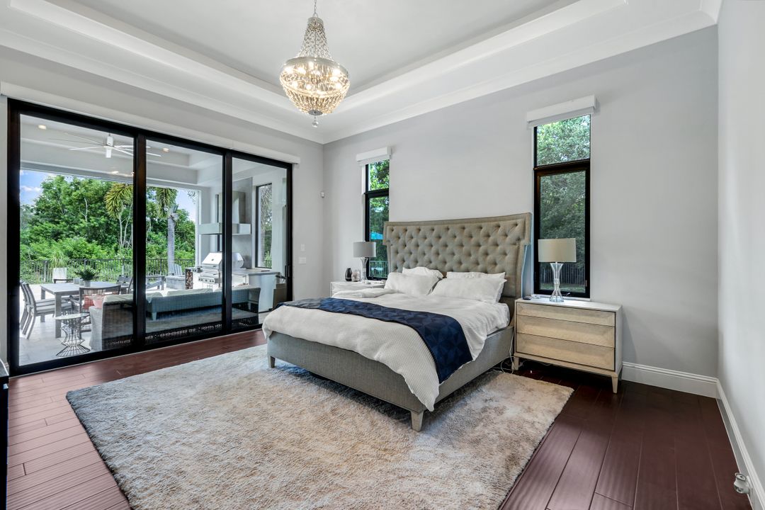5861 Napa Woods Way, Naples, FL 34116