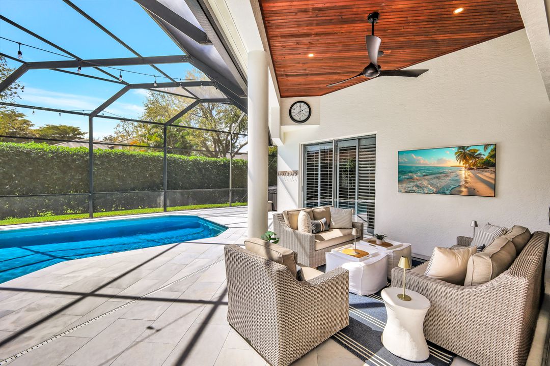 8019 San Simeon, Naples, FL 34109