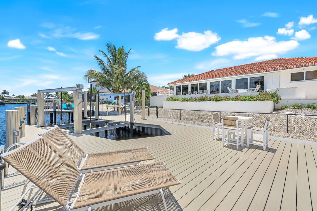 1048 Cottonwood Ct, Marco Island, FL 34145