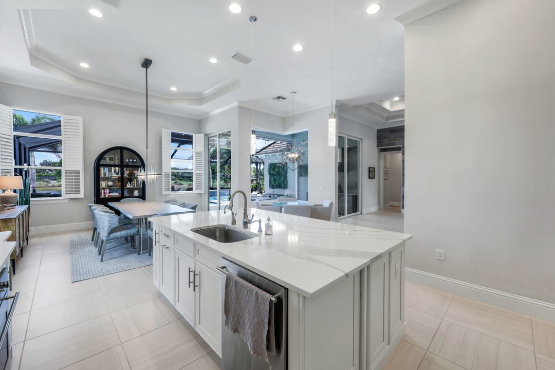 5798 Anegada Dr, Naples, FL 34113