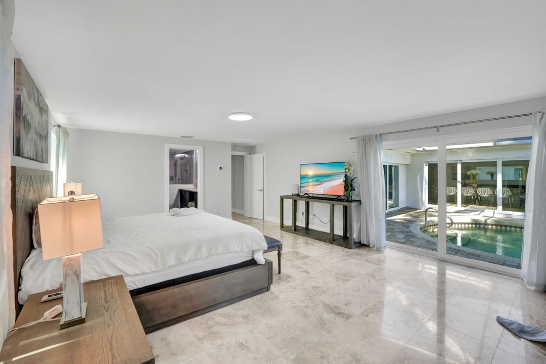 921 Scott Dr, Marco Island, FL 34145