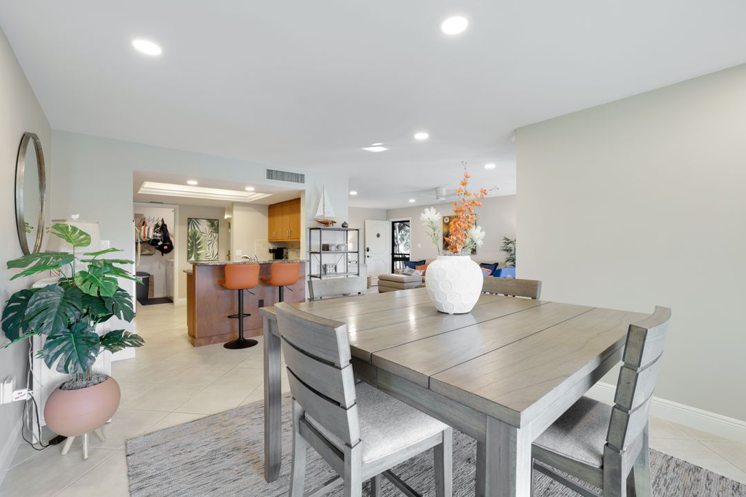 4150 Belair Ln #206, Naples, FL 34103