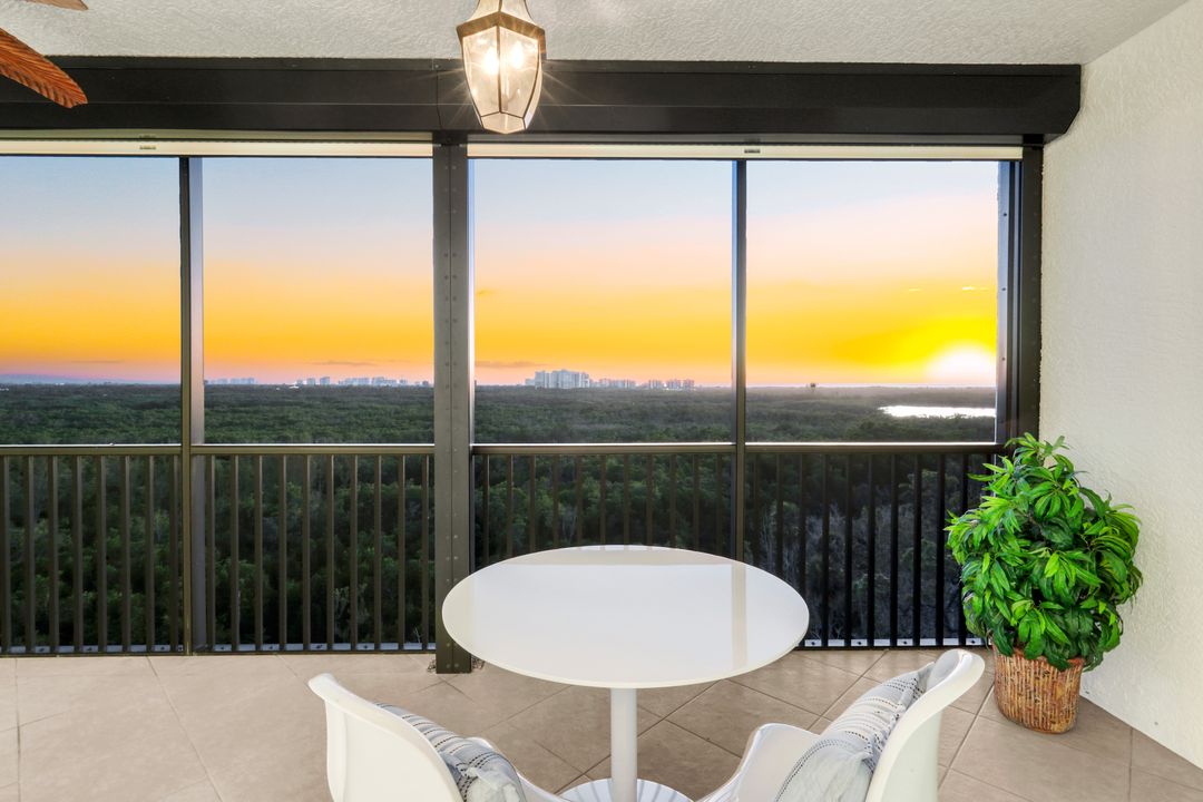 455 Cove Tower Dr #902, Naples, FL 34110