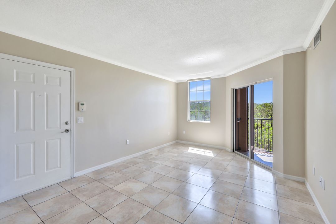 8675 River Homes Lane #4-206, Bonita Springs, FL 34135
