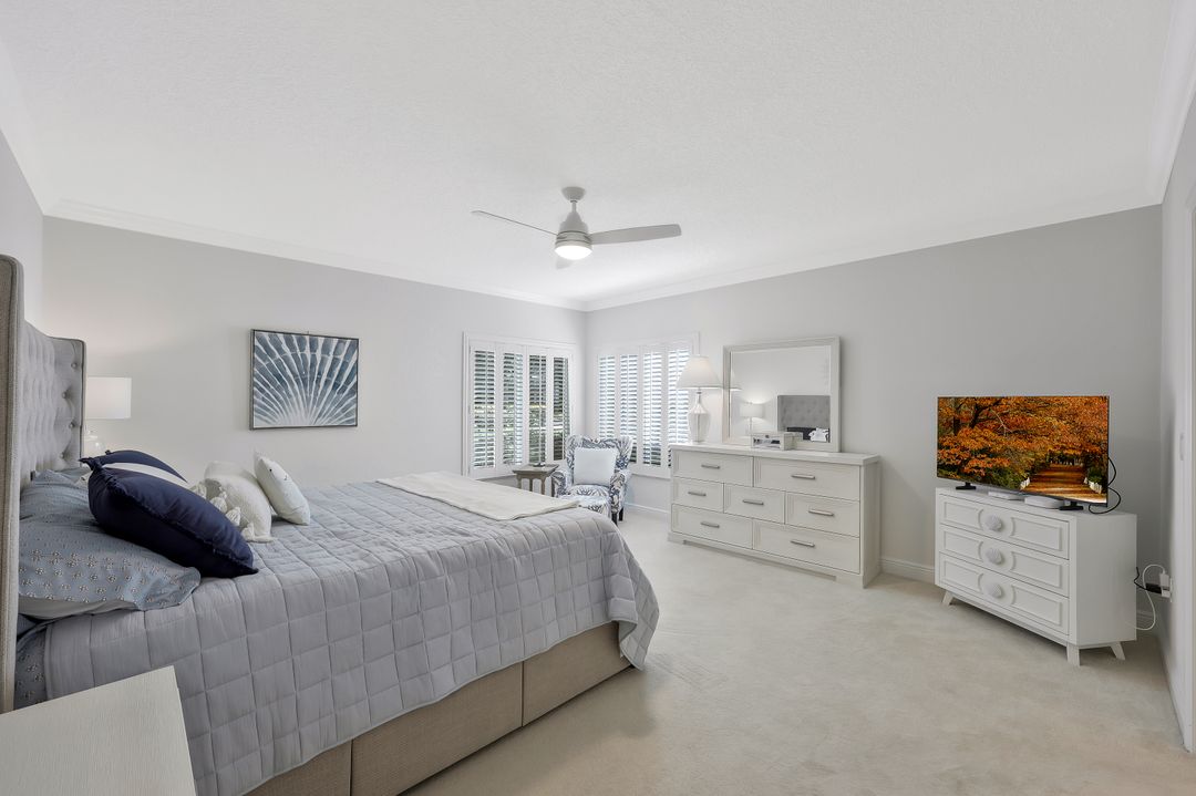 780 Willowbrook Dr #701, Naples, FL 34108