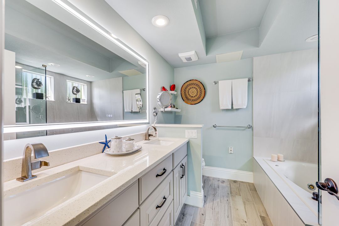 788 Willowbrook Dr #502, Naples, FL 34108