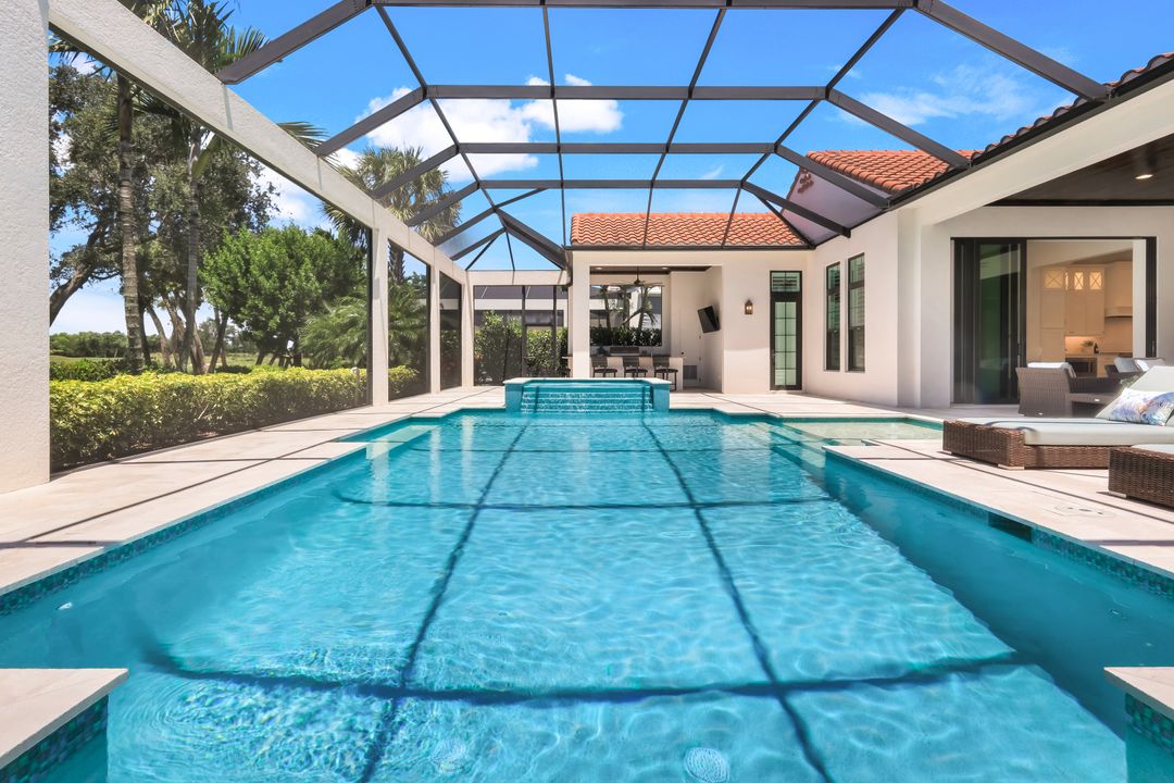 3233 Tavolara Ln, Naples, FL 34114