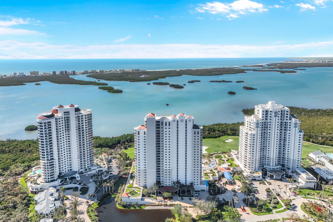 4951 Bonita Bay Blvd #PH302, Bonita Springs, FL 34134