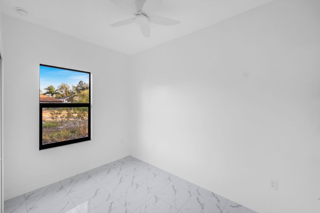 4805-4807 29th St SW, Lehigh Acres, FL 33973