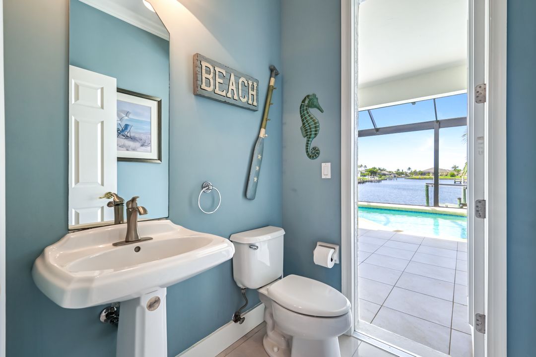 2714 SW 39th Terrace, Cape Coral, FL 33914
