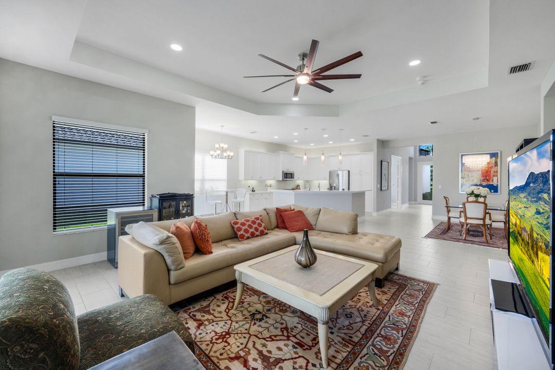 4118 Aspen Chase Dr, Naples, FL 34119