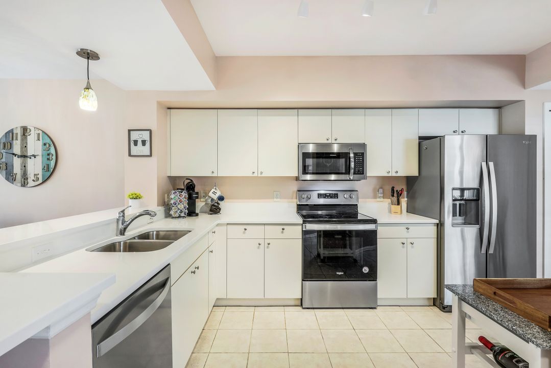 5440 Worthington Ln, Naples, FL 34110