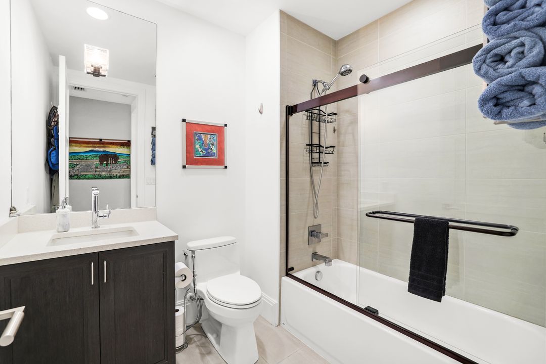 1035 3rd Ave S #215, Naples, FL 34102