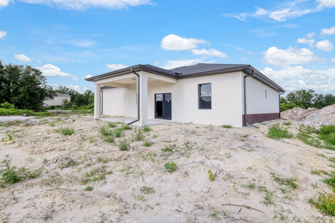 431 Progress Ave, Lehigh Acres, FL 33974