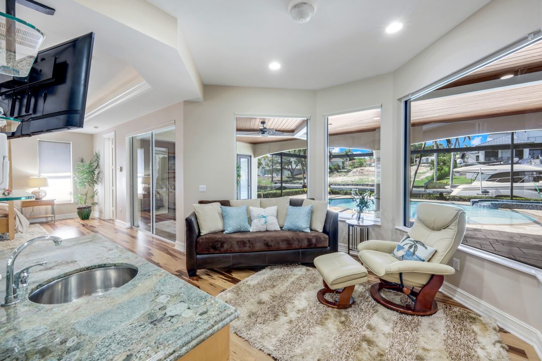 1658 McIlvaine Ct, Marco Island, FL 34145