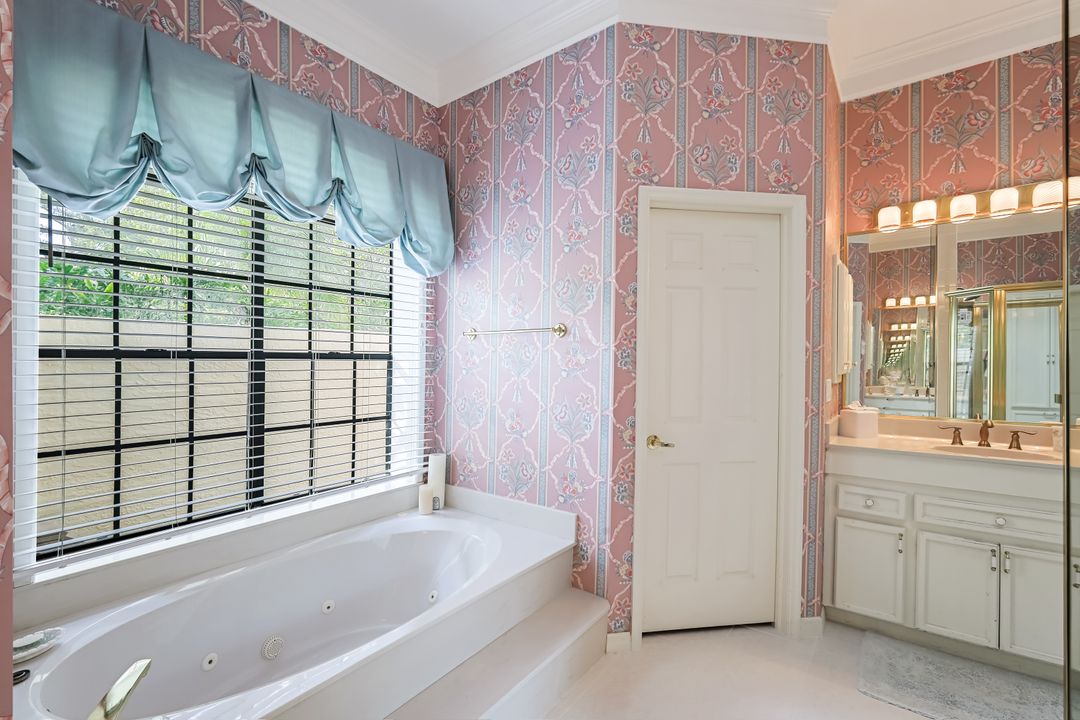 15528 Fiddlesticks Blvd, Fort Myers, FL 33912