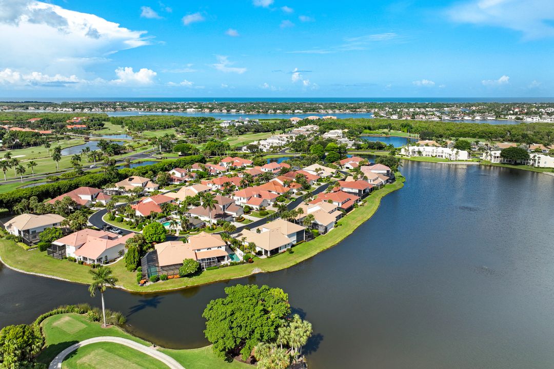2153 Paget Cir, Naples, FL 34112