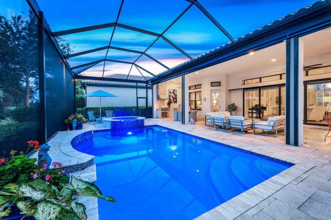 8668 Amour Ct, Naples, FL 34119