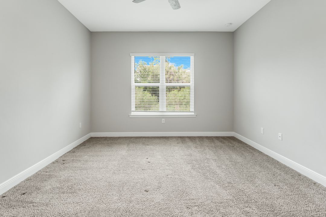 3480 Pilot Cir, Naples, FL 34120