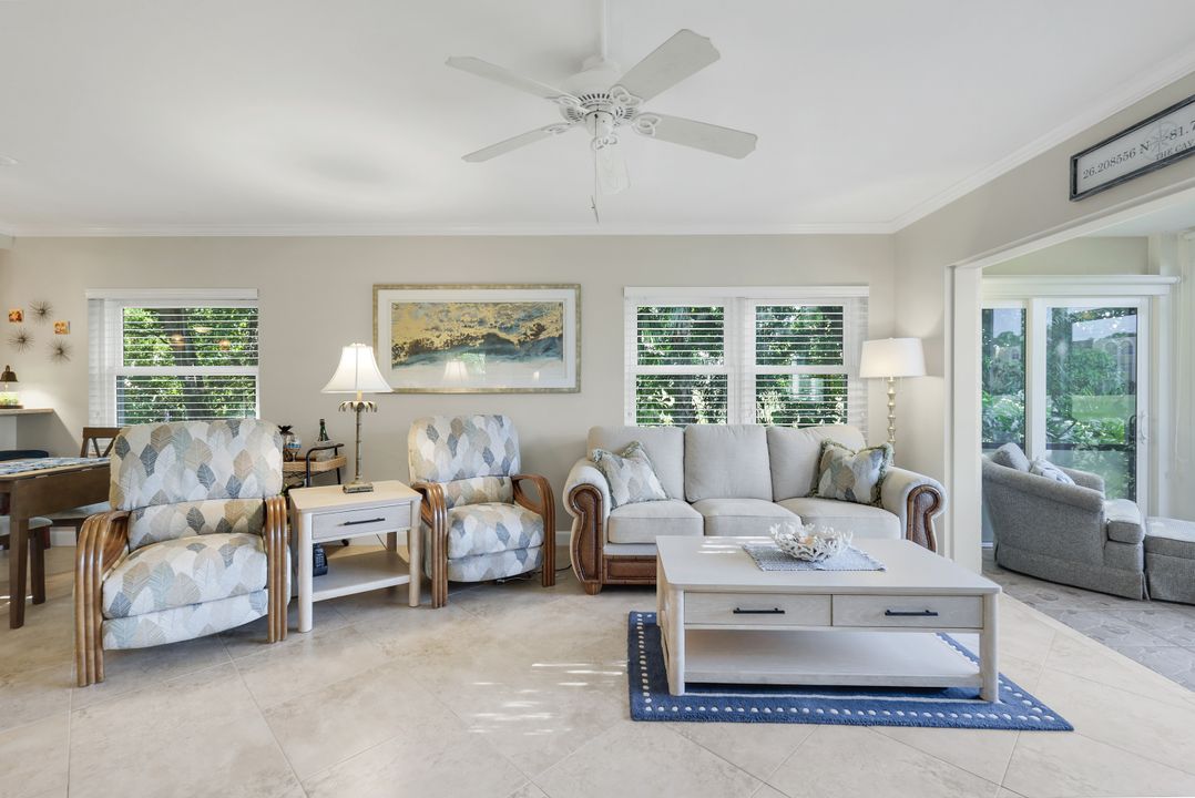 201 Quail Forest Blvd #101, Naples, FL 34105