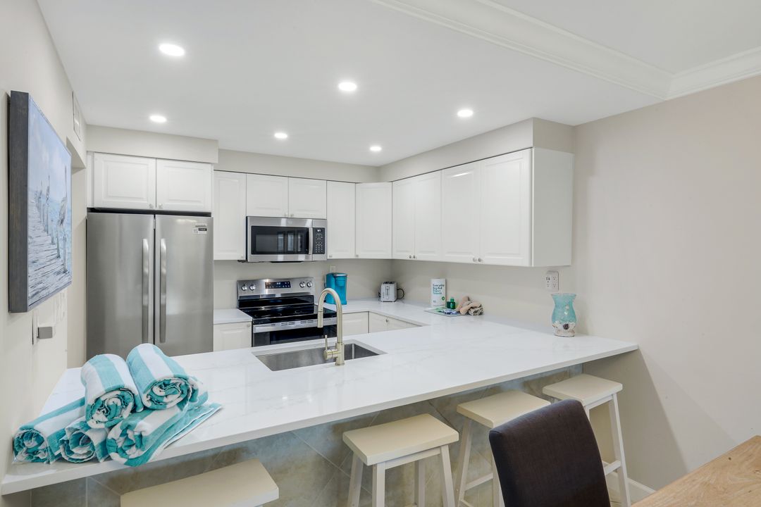 1501 Middle Gulf Dr #J 208, Sanibel, FL 33957