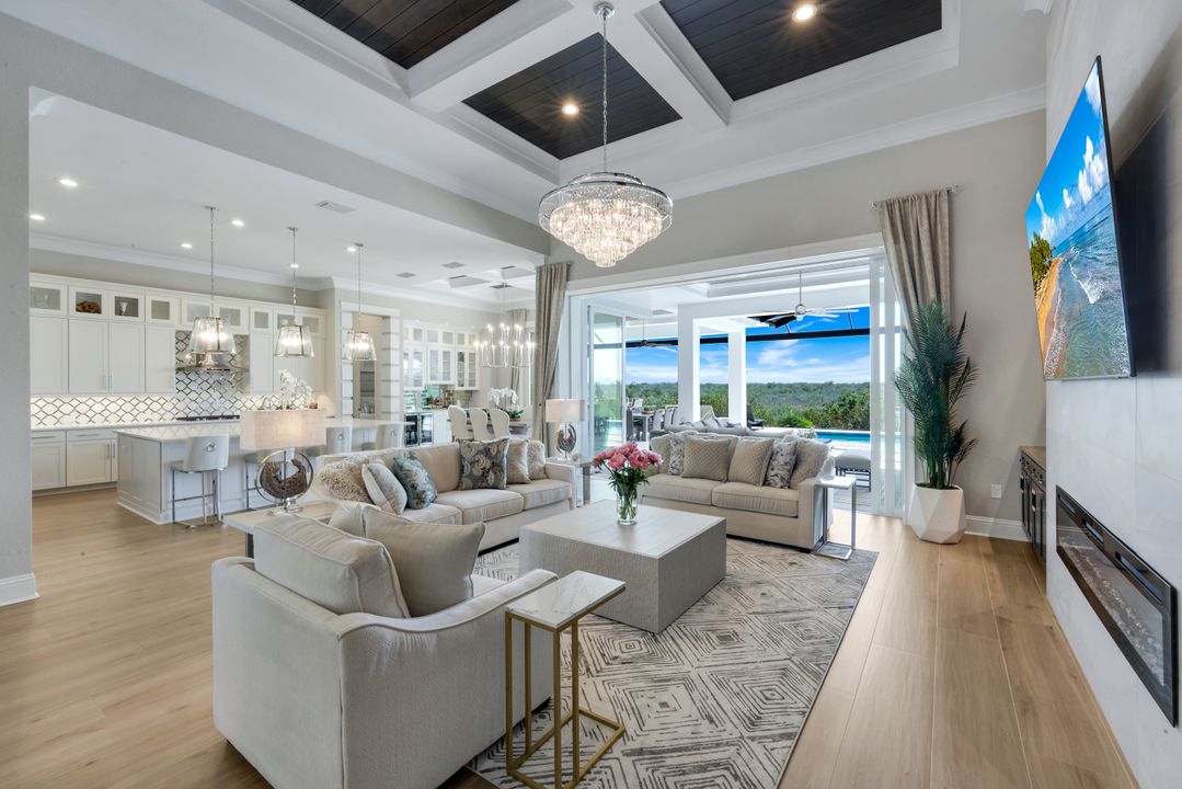 8931 Nevis Wy, Naples, FL 34112