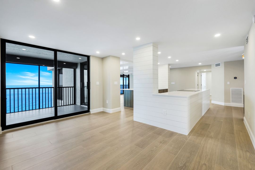 9715 Gulf Shore Dr #702, Naples, FL 34108