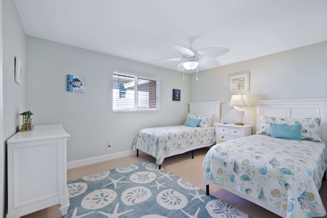 120 SW 54th St, Cape Coral, FL 33914