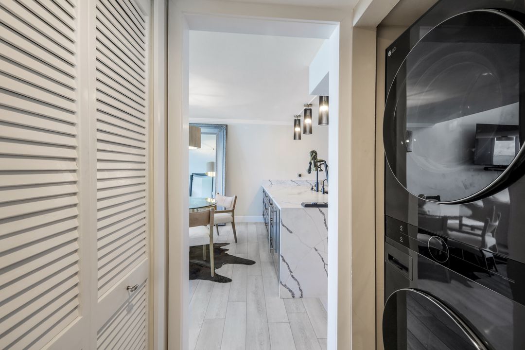 17080 Harbour Pointe Dr #12B, Fort Myers, FL 33908