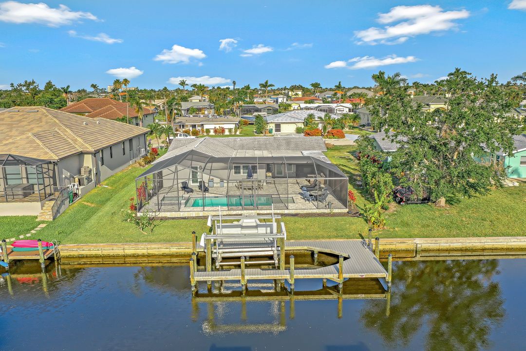 5333 Cortez Ct, Cape Coral, FL 33904