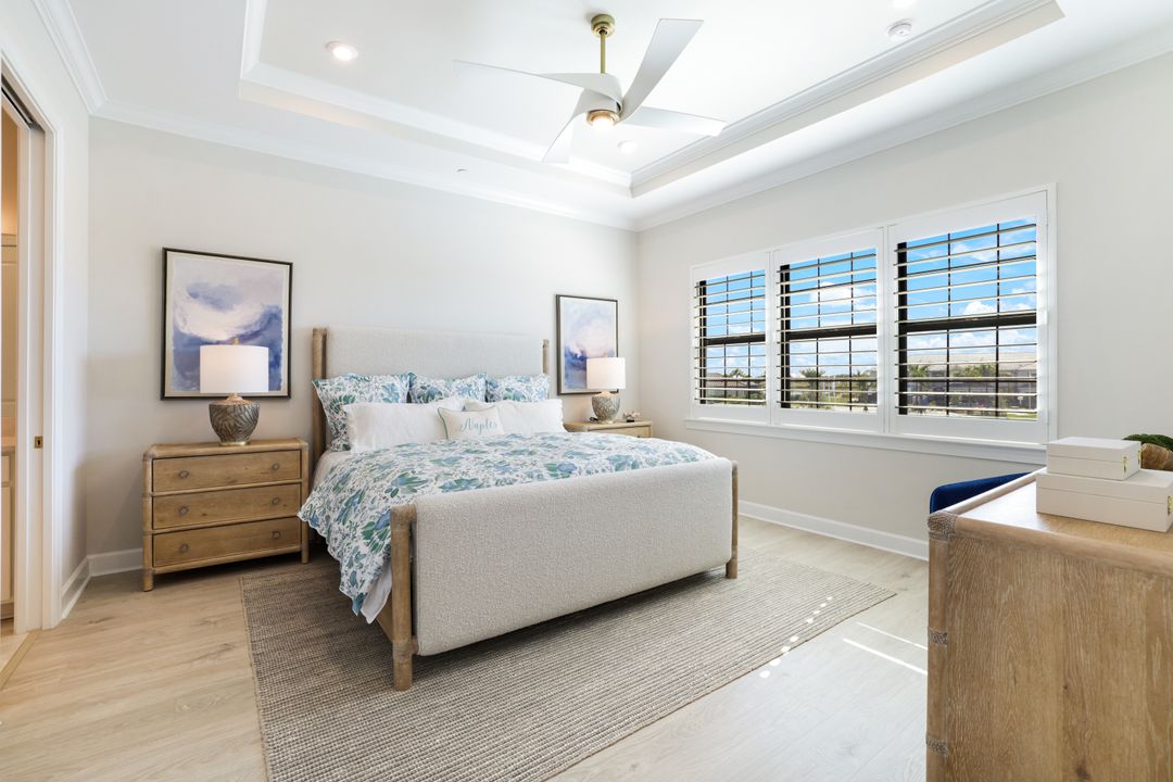 15336 Lucerna St #203, Naples, FL 34114