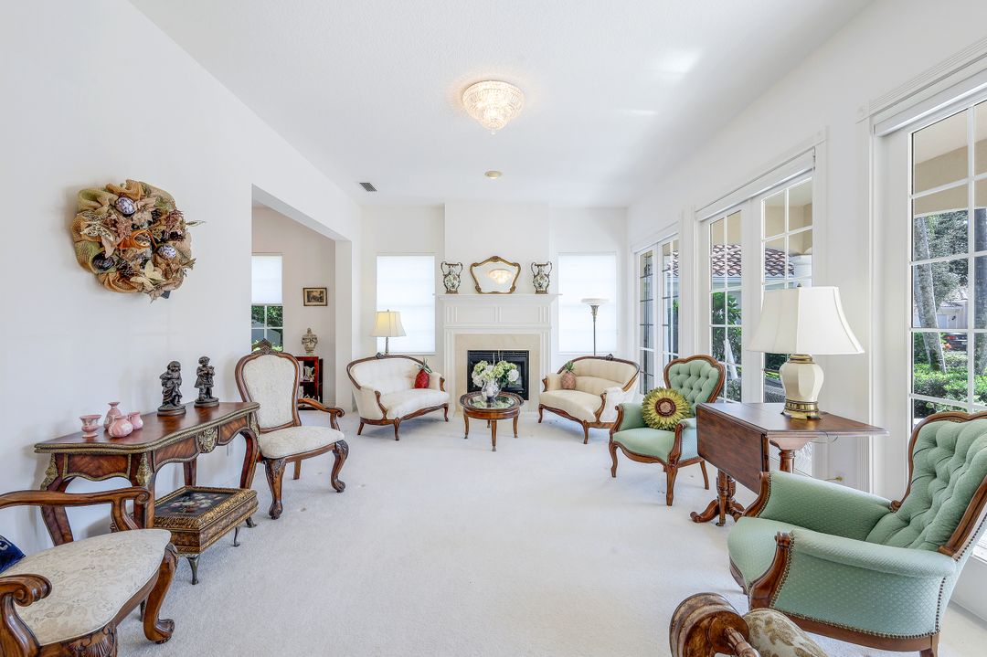 3101 Dominica Way, Naples, FL 34119