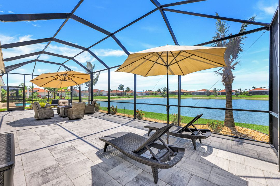 2892 Sunset Pointe Cir, Cape Coral, FL 33914