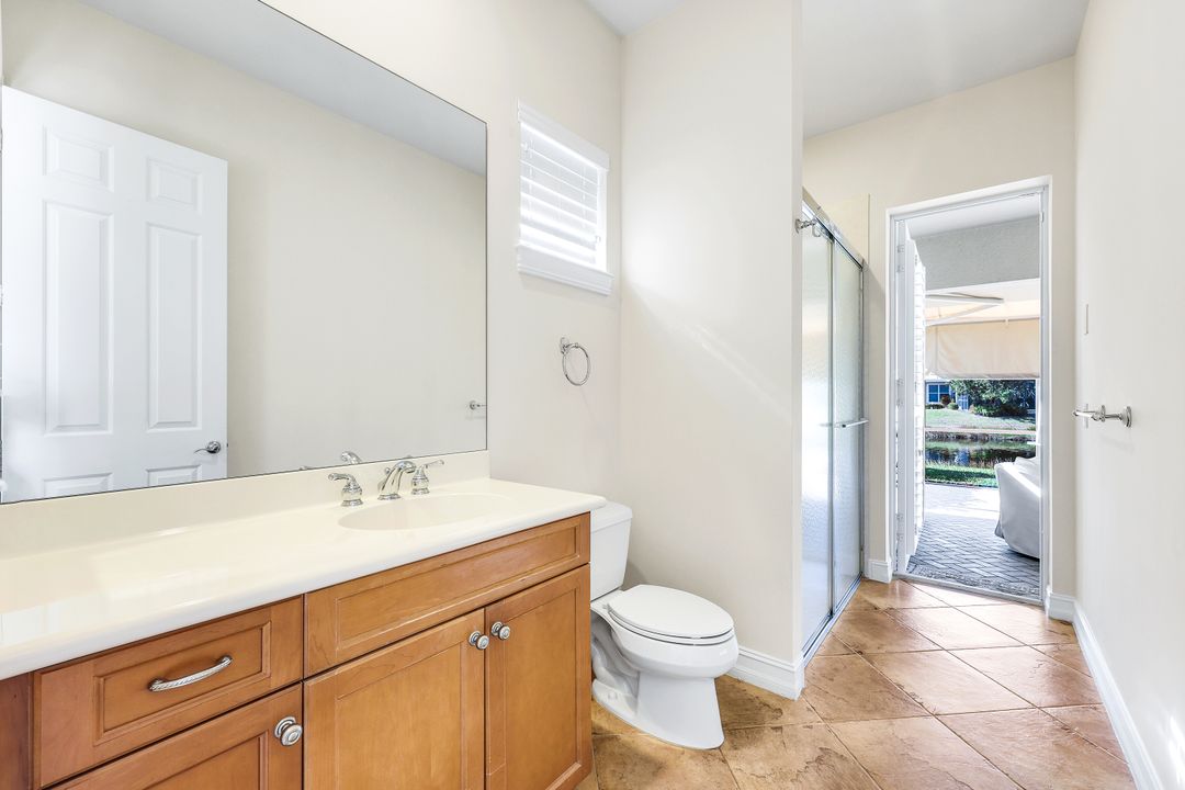 4963 Rustic Oaks Cir, Naples, FL 34105