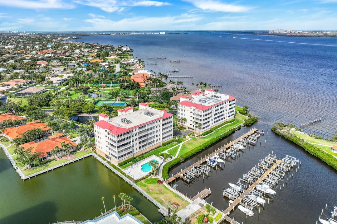 15210 Portside Dr #101, Fort Myers, FL 33908