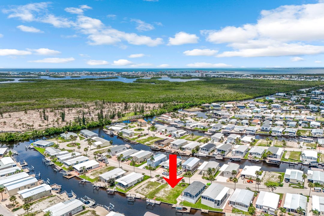 17841 Peppard Dr, Fort Myers Beach, FL 33931