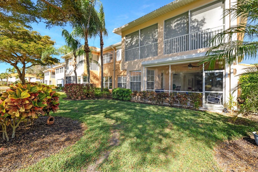 9040 Palmas Grandes Blvd #101, Bonita Springs, FL 34135