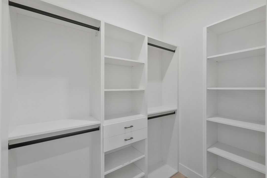 2514 SW 17th Ave, Cape Coral, FL 33914