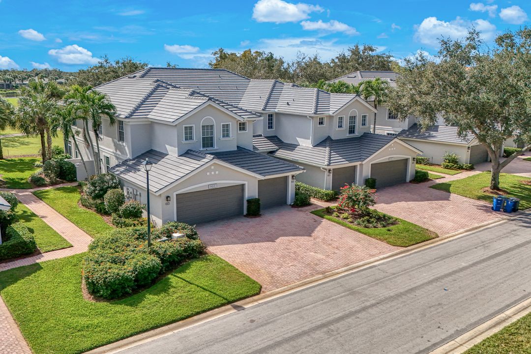 9211 Palmetto Ridge Dr #101, Bonita Springs, FL 34135