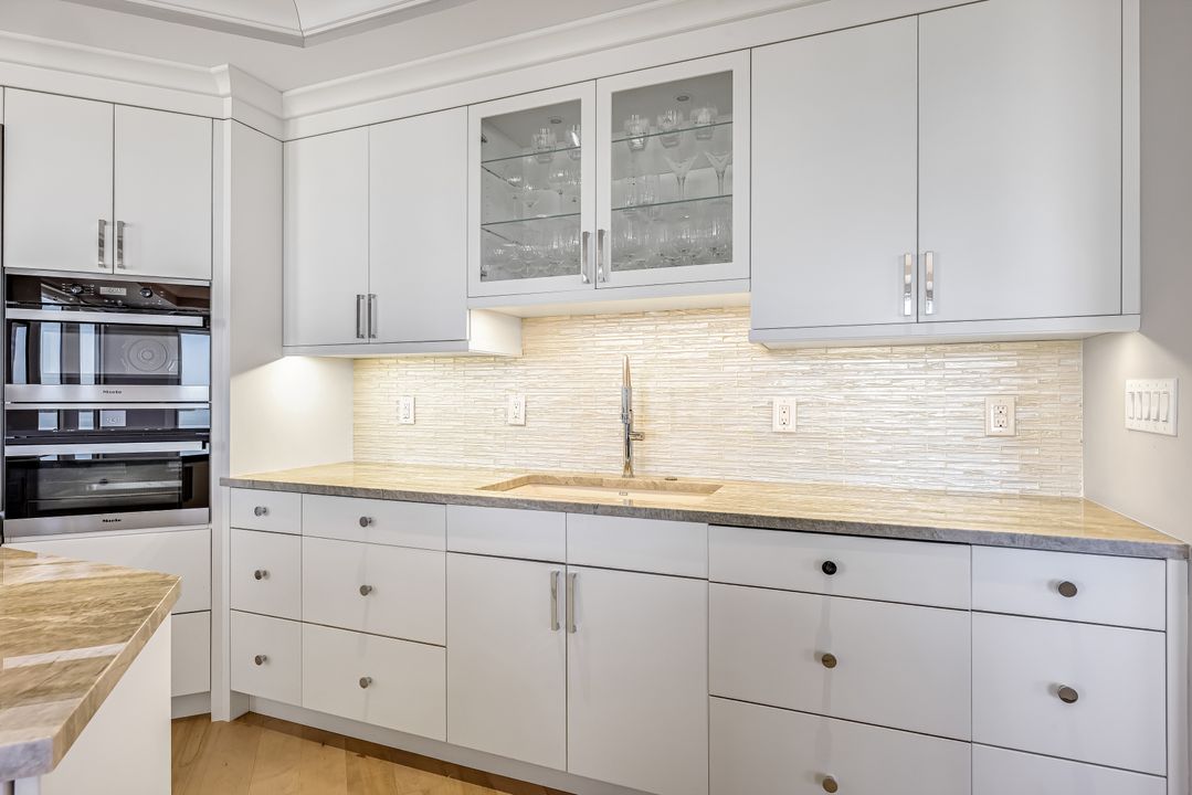 4801 Bonita Bay Blvd #1004, Bonita Springs, FL 34134