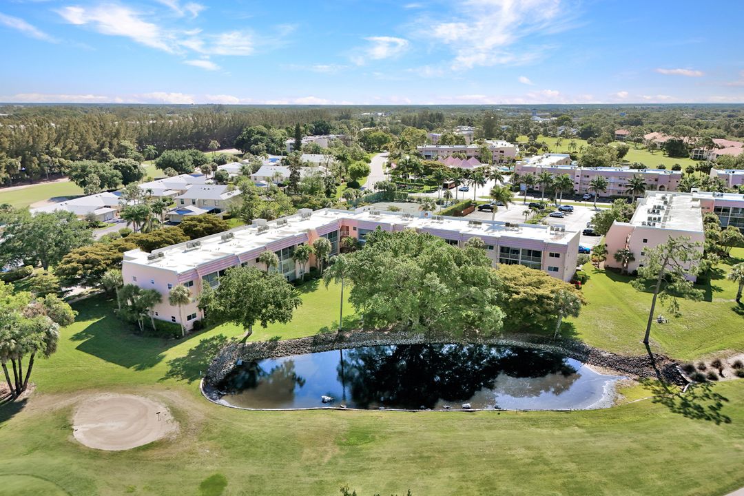 100 Forest Lakes Blvd #110, Naples, FL 34105